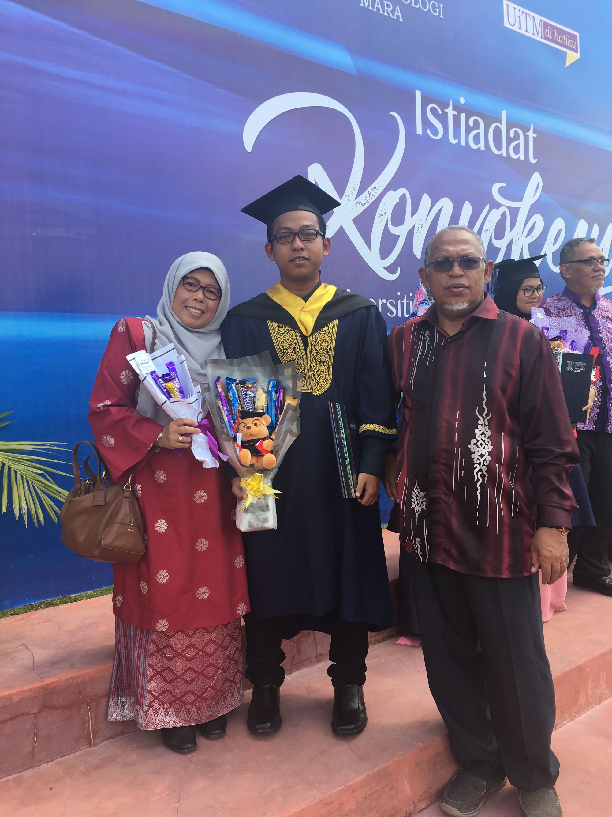 _family_graduate